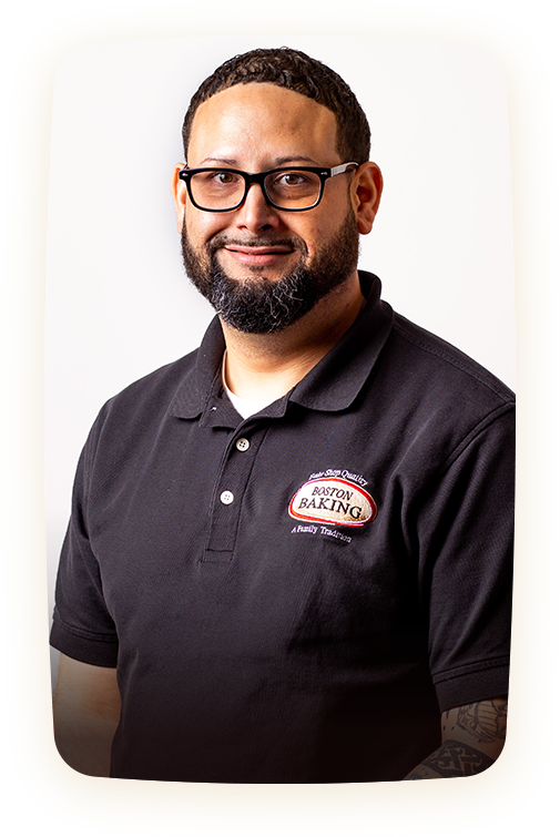 Axel Valentin, Human Resources Manager